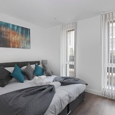 Spacious, Bright & Modern 1 & 2 Bed Apartments At Sligo House - Central Watford Уотфорд Экстерьер фото